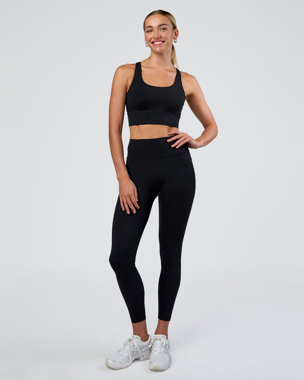 Circuit Longline Sports Bra - Black