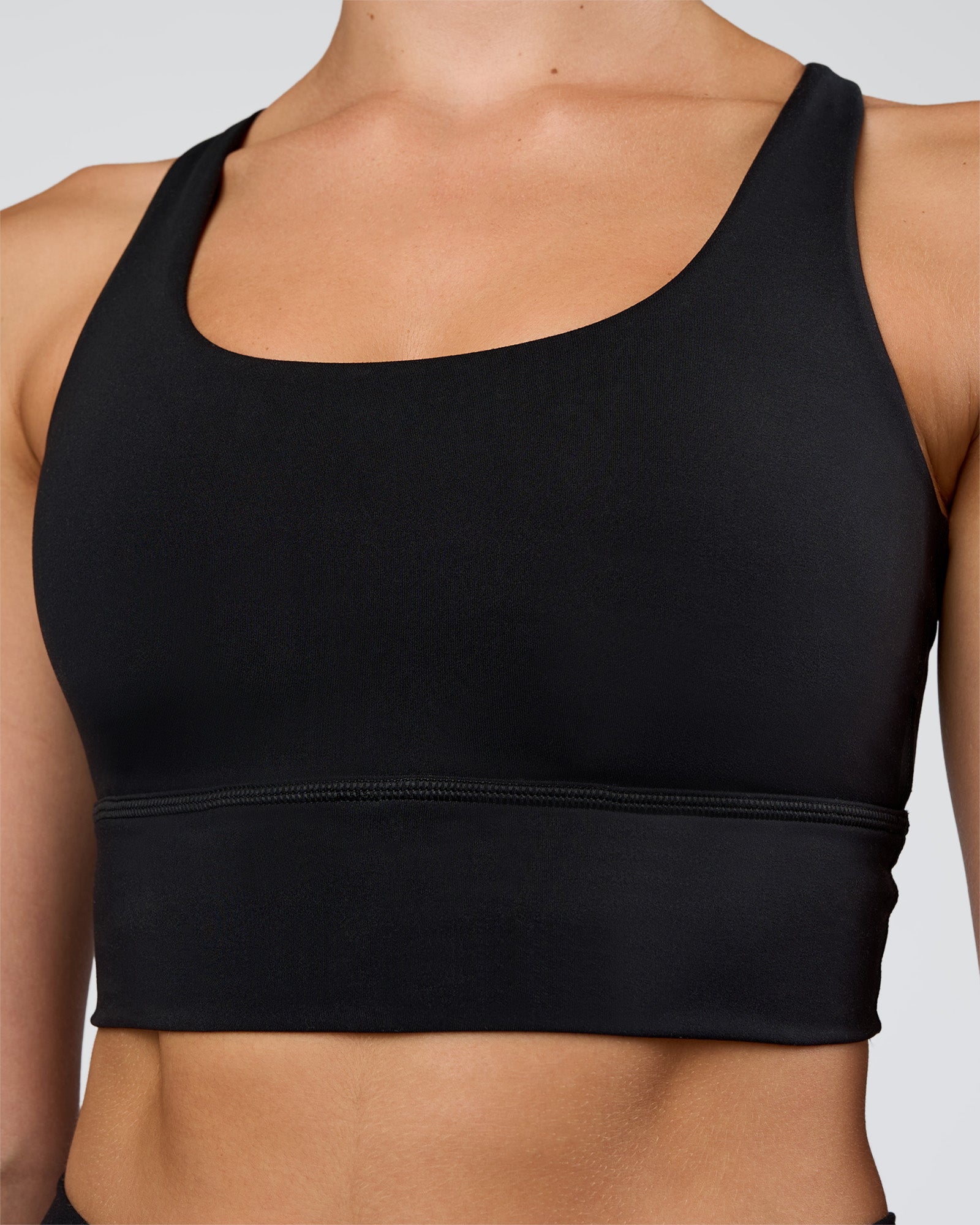 Circuit Longline Sports Bra - Black