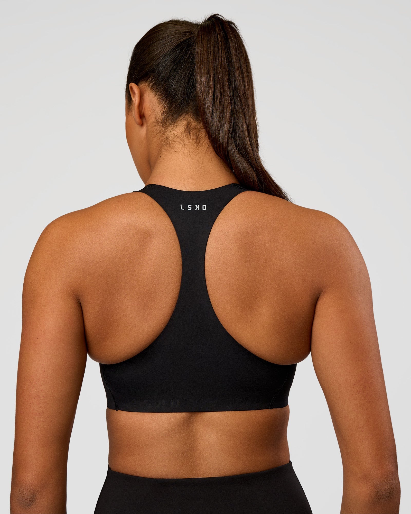Flow Bonded Scoop Neck Sports Bra - Black