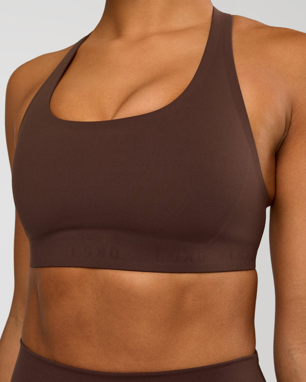 Flow Bonded Scoop Neck Sports Bra - Hot Chocolate