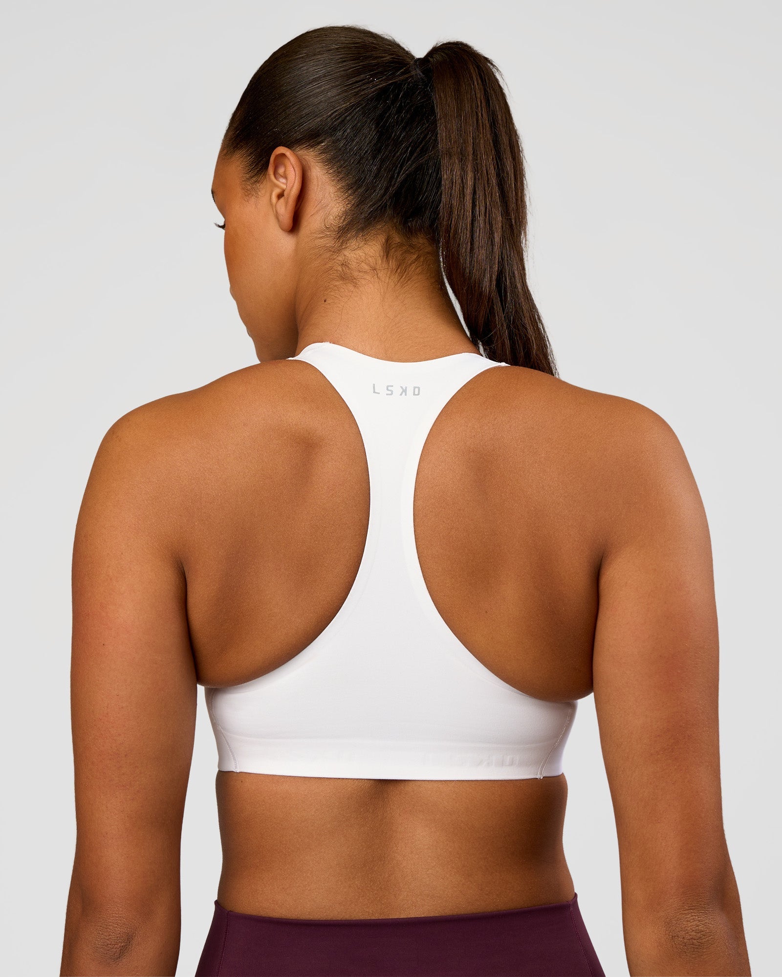 Flow Bonded Scoop Neck Sports Bra - White