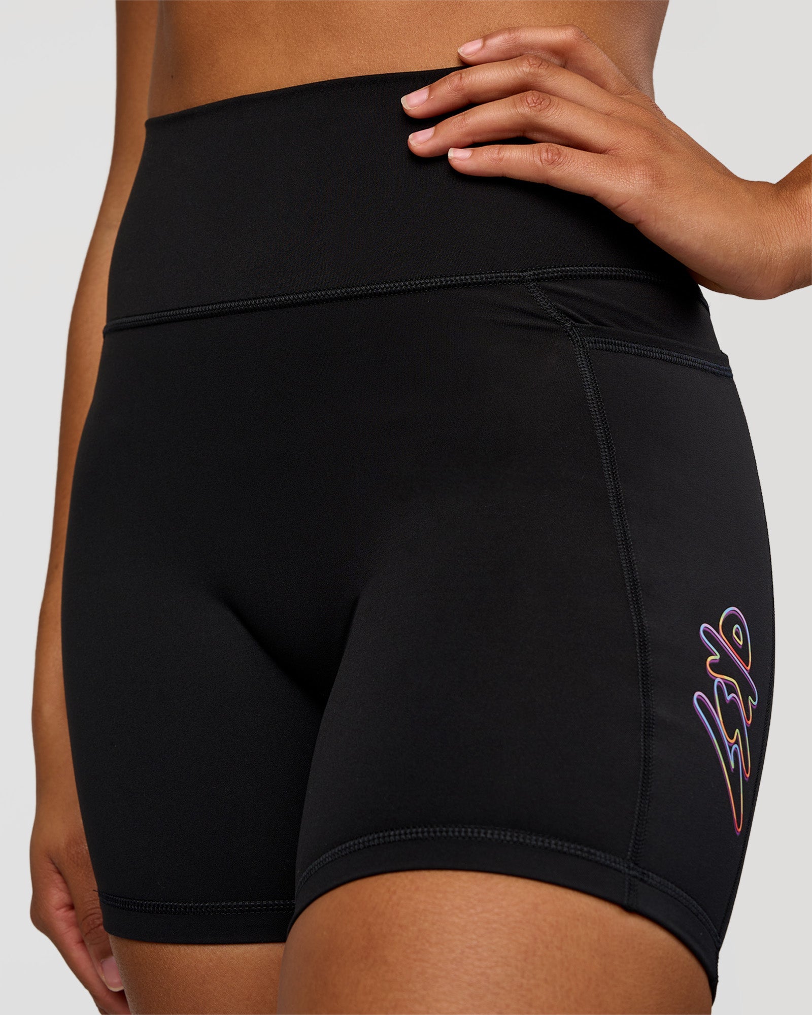 Fusion Graphic Ultra High-Rise 6" Short Pockets - Black-Radiate