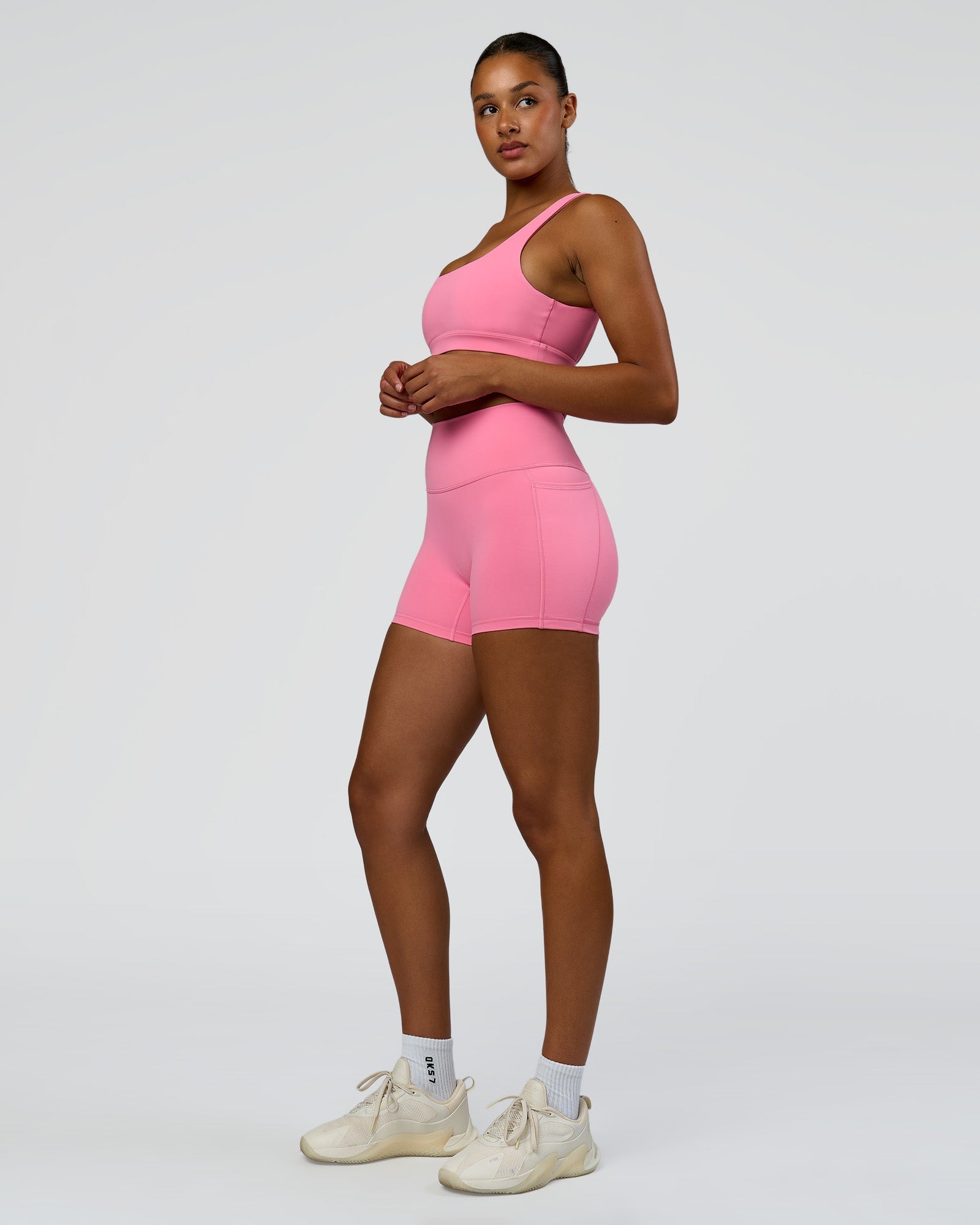 Limitless Sports Bra - Candy Pink