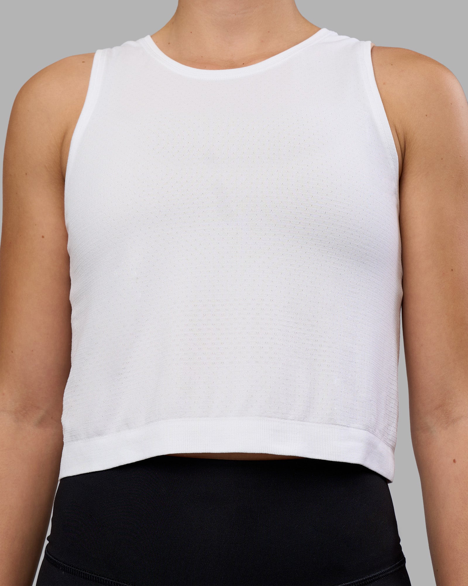 AeroFLX+ Seamless Skimmer Tank - White/White