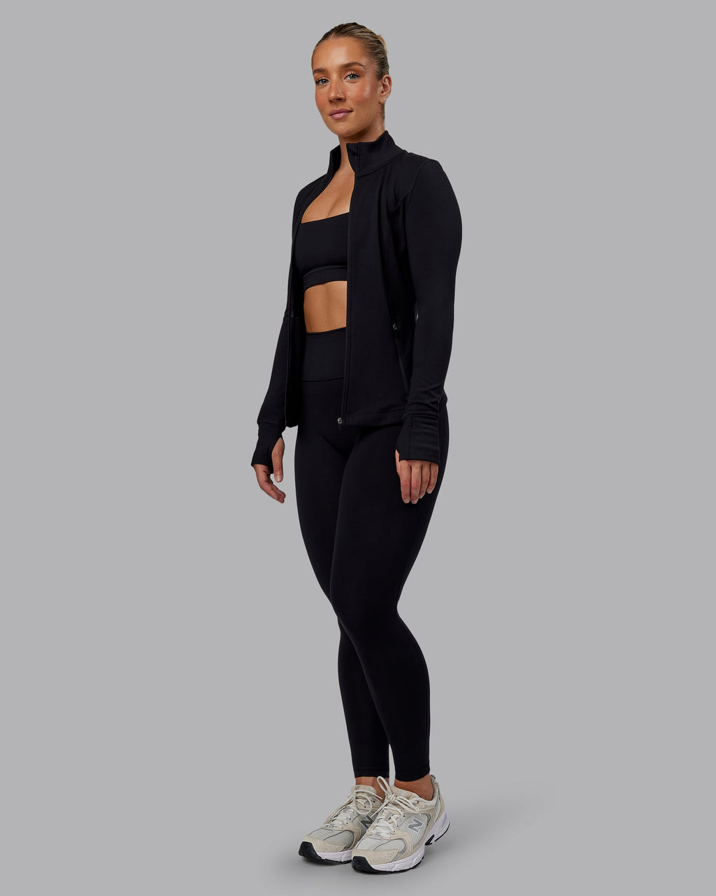 Stride Zip Through Jacket - Black