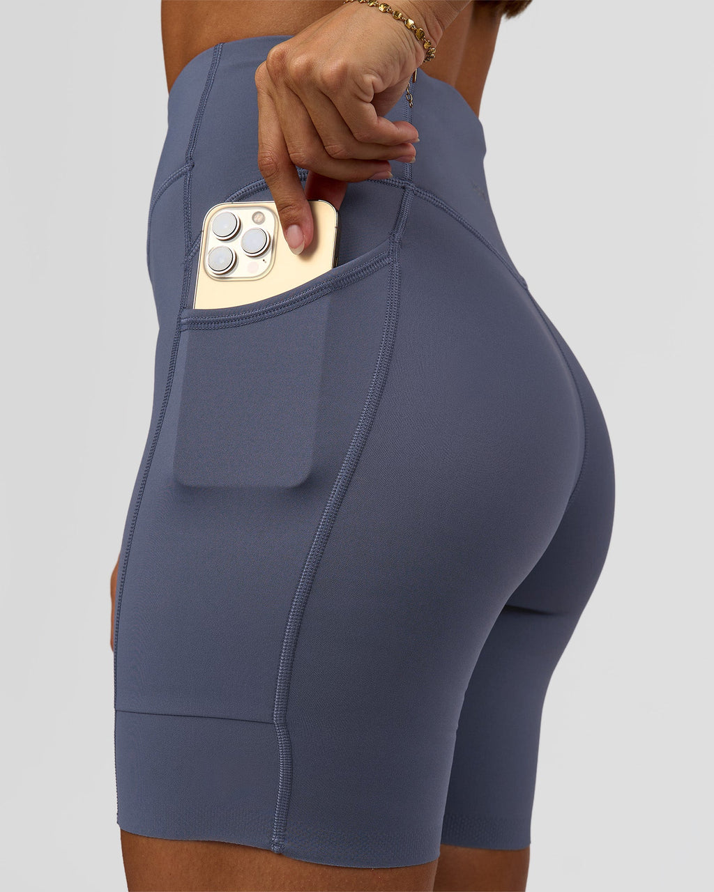 Elite Run High-Rise 7" Short Pockets - Night Shadow