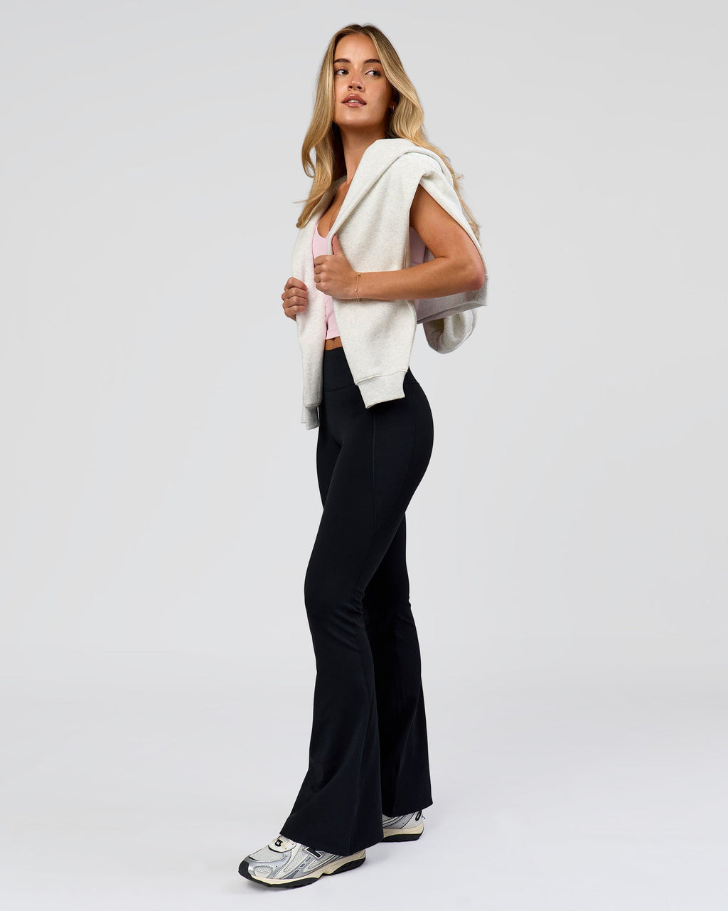 Fusion V-Contour High-Rise Flared Petite Legging Pockets - Black
