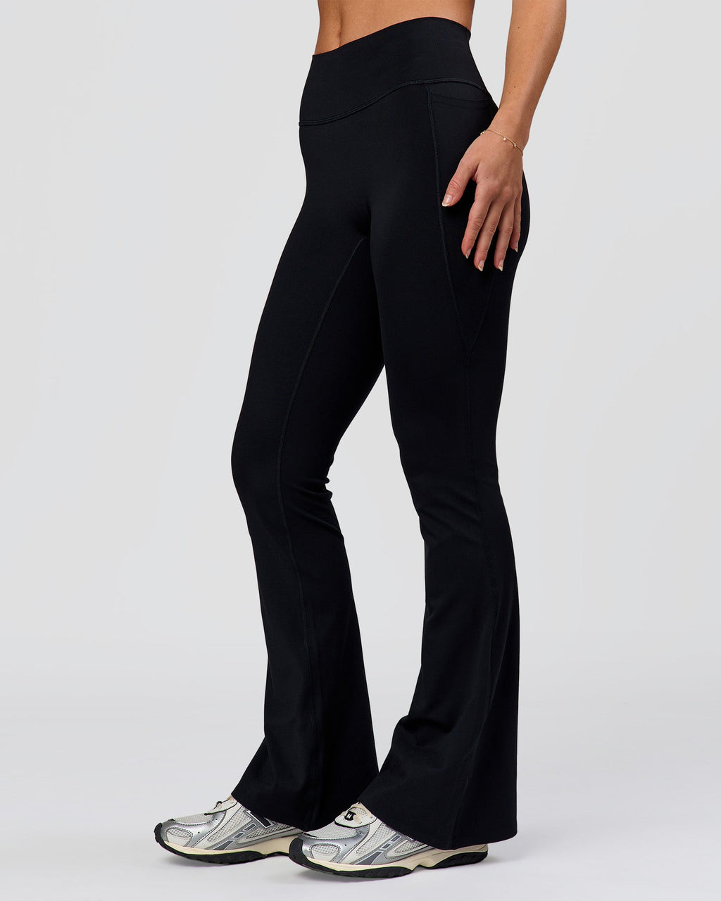 Fusion V-Contour High-Rise Flared Petite Legging Pockets - Black
