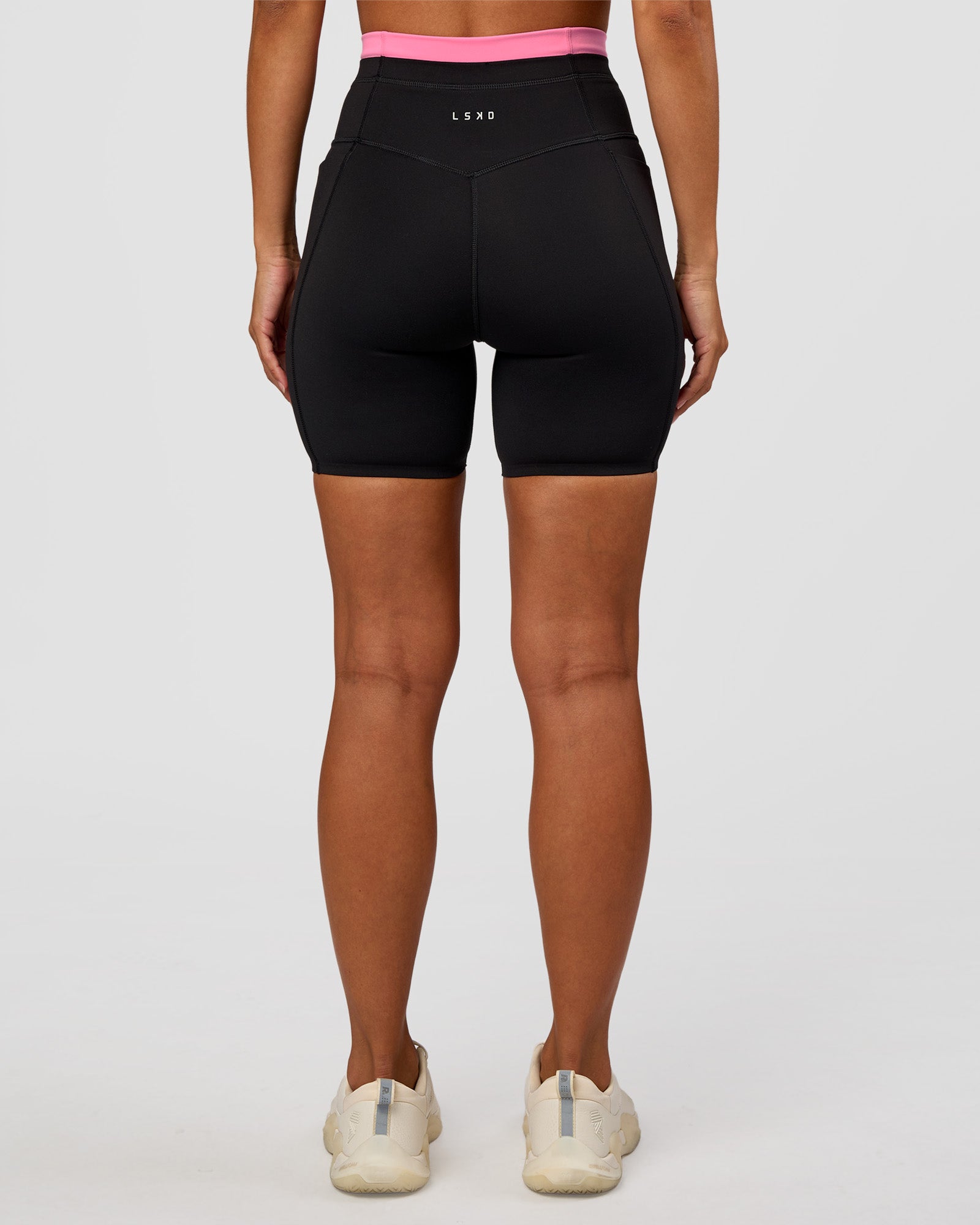 Liberate High-Rise 6" Short Pockets - Black-Candy Pink