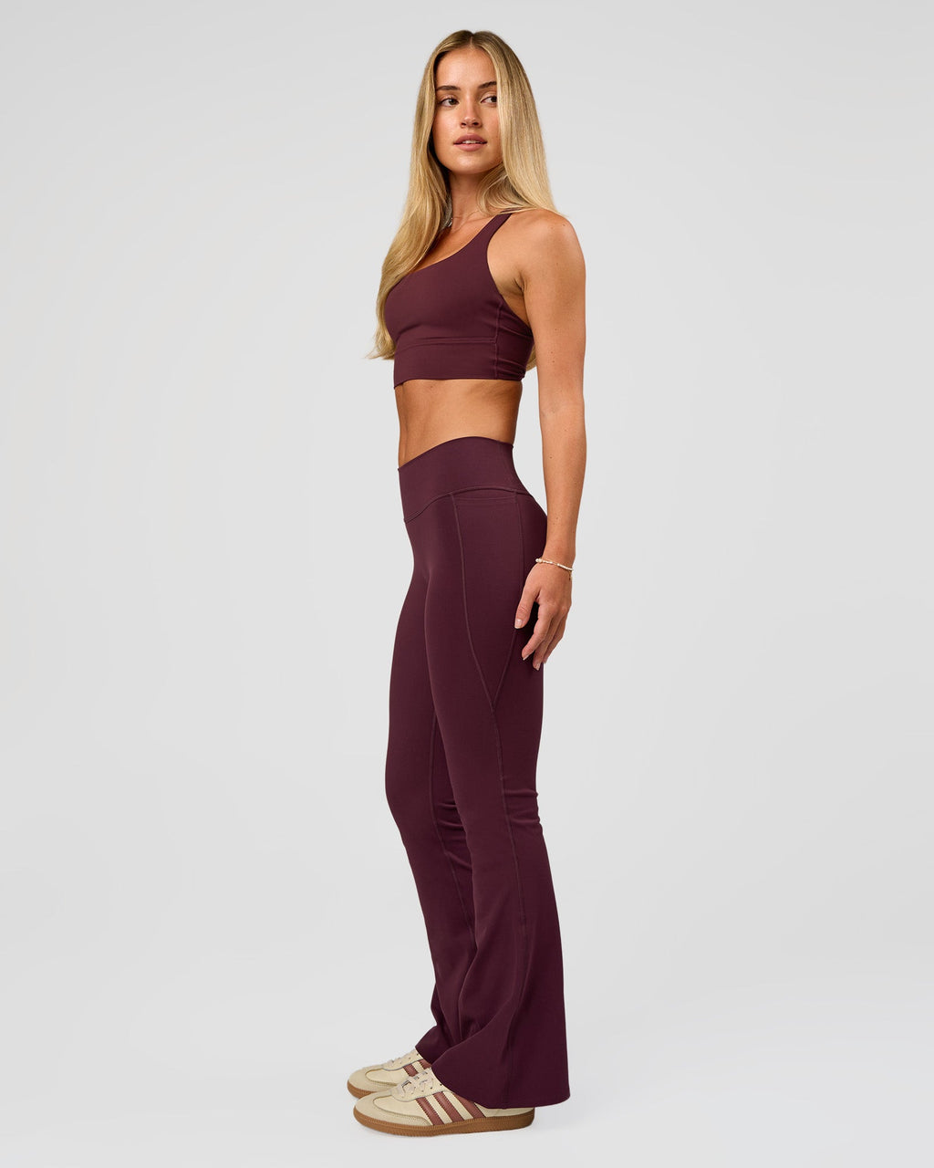 Twist Long Line Sports Bra - Cherry Lacquer