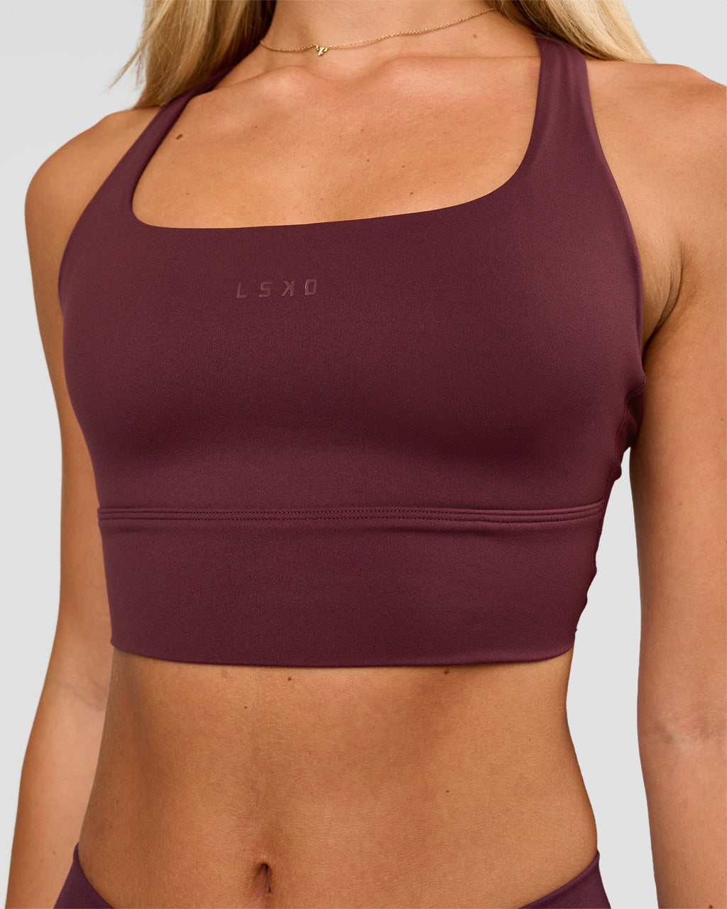 Twist Long Line Sports Bra - Cherry Lacquer