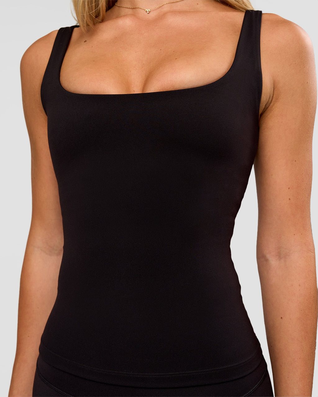 Twist Square Neck Shelf Bra Tank - Black